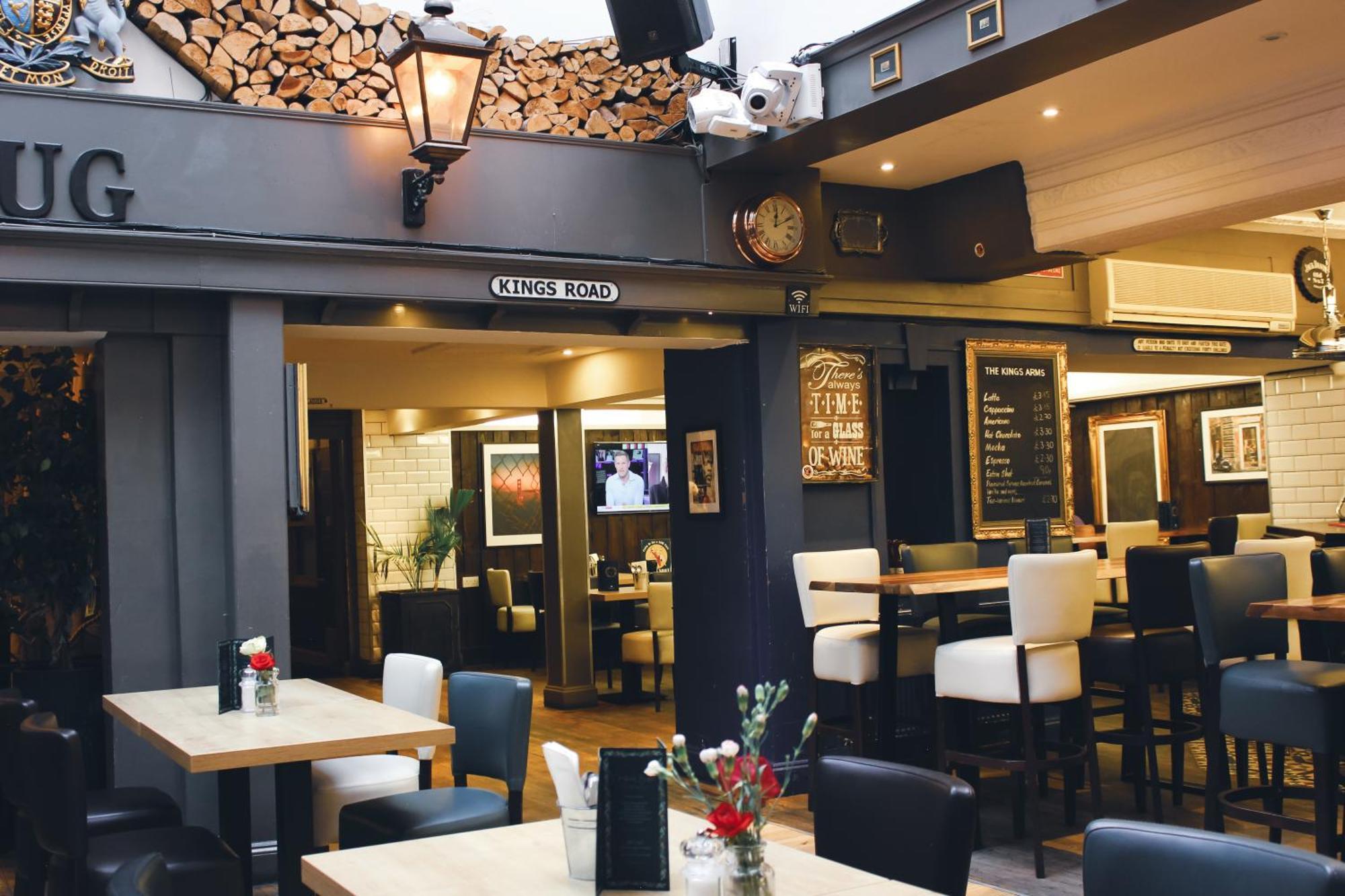 The Kings Arms Hotel Swindon Exterior photo